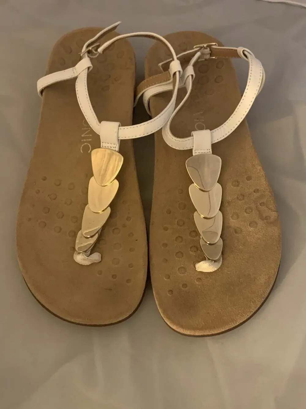 Women’s White Vionic Miami Arch Support Sandal Metal Podiatrist Design Size 9